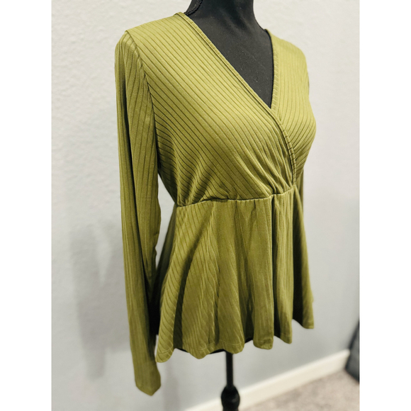 White Birch Olive Green Ribbed Wrap Top NWOT, Sz XL - Picture 3 of 8